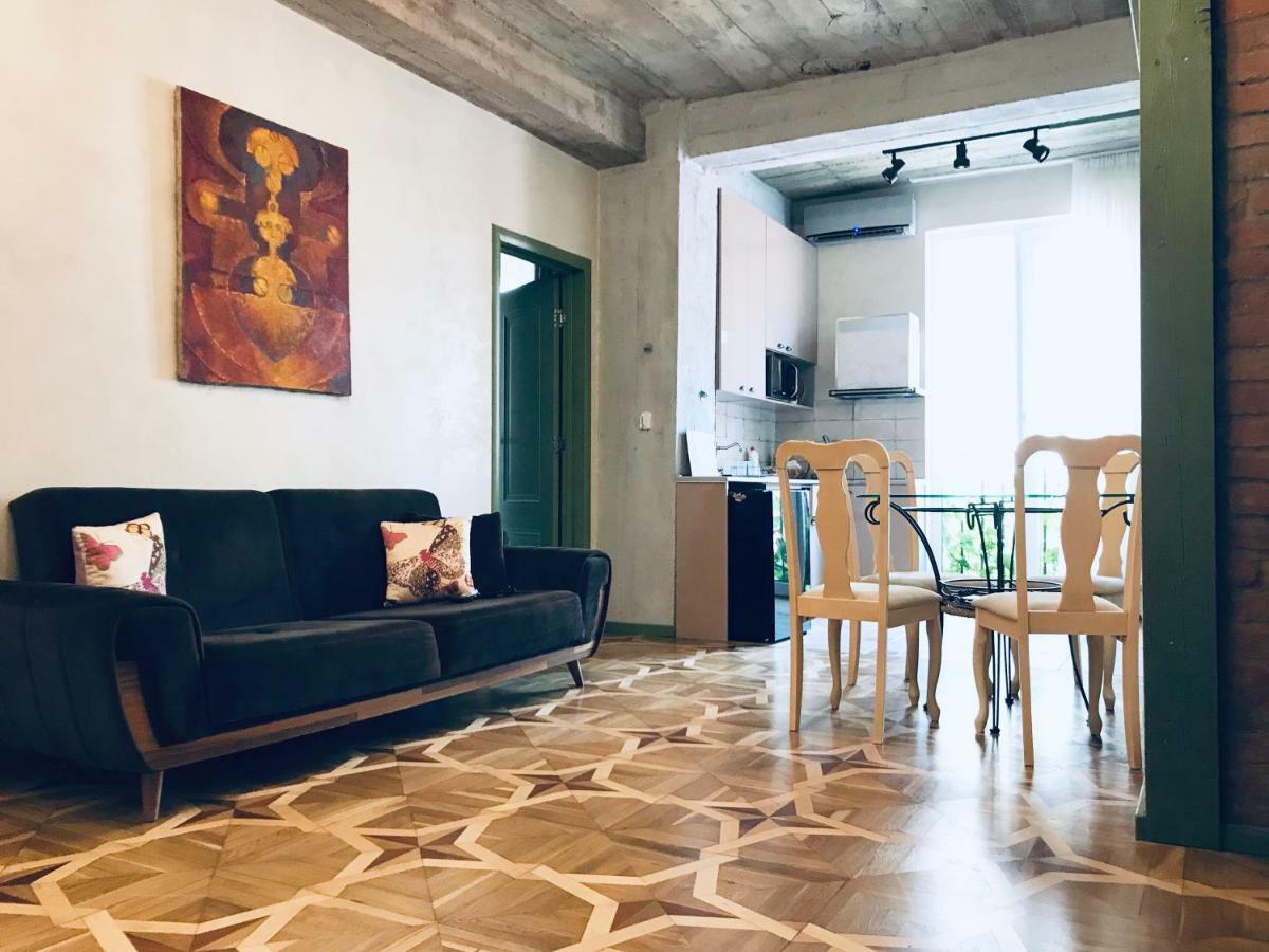 T2&T3 Apartments Levanto 트빌리시 외부 사진
